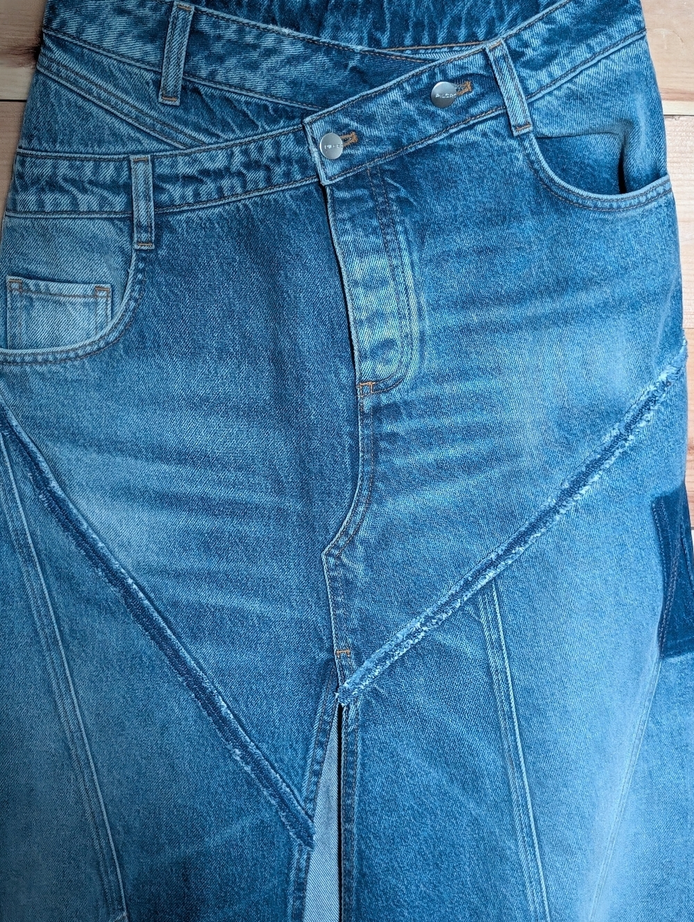 Pilcro Reworked Blue Denim Skirt, Sample Piece, 27..New - Picture 3 of 5